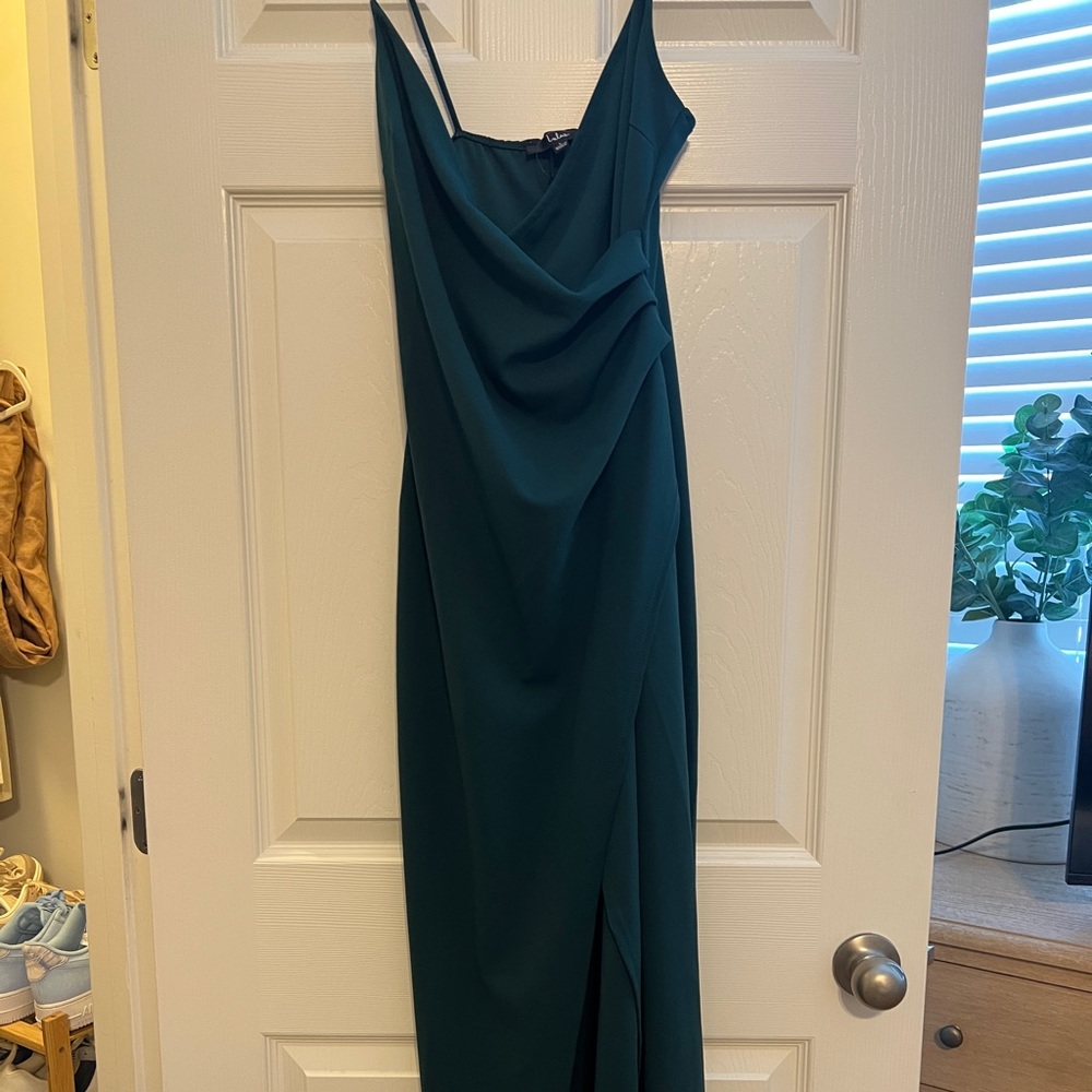 Emerald Lulus dress